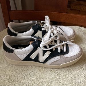 New Balance women’s running shoes. Size 6.5